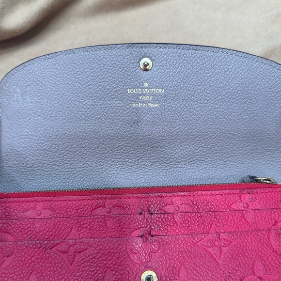 LOUIS VUITTON WALLET - Picture 3 of 11